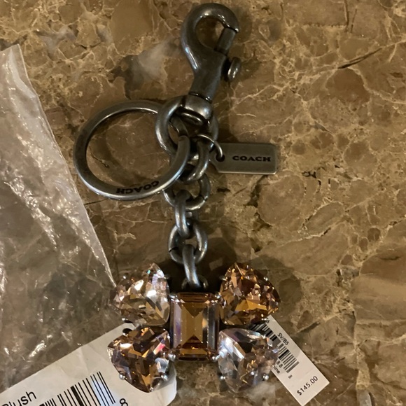 COACH LIKE NEW HTF Blush Pink Crystal Bow Bag Charm Key Fob Keychain - Picture 1 of 17